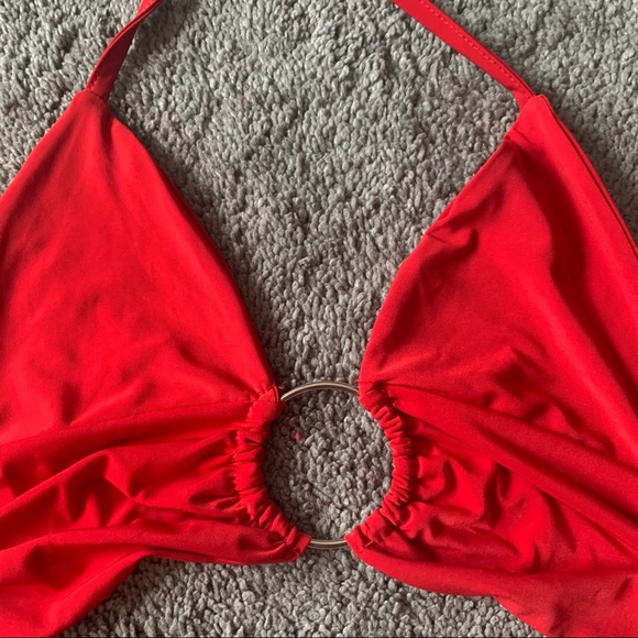 PLT red plunge ring bralette - Picture 6 of 6